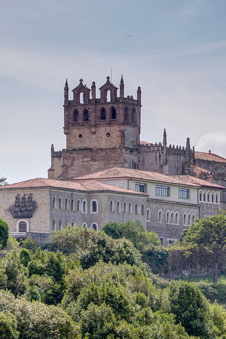 Iglesia de SM de Los Ángeles en Val de San Vicente